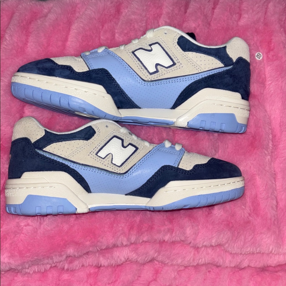 New Balance Blue and Navy Retro Trainer
